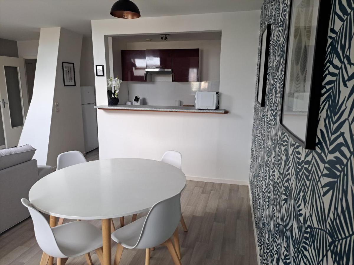 Suite Du Crypto - Vue Imprenable Sur La Place Du Forum Reims Dış mekan fotoğraf