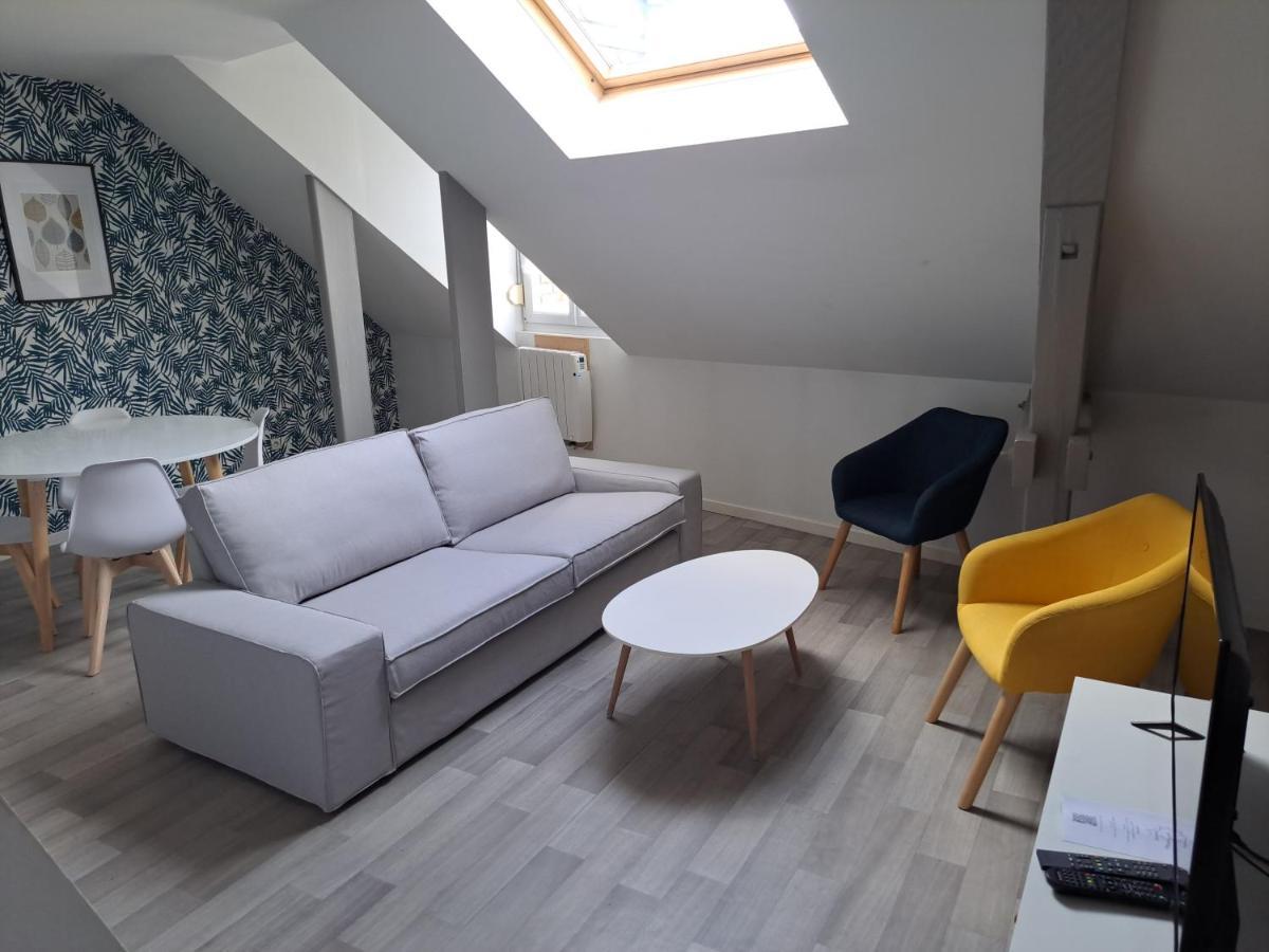 Suite Du Crypto - Vue Imprenable Sur La Place Du Forum Reims Dış mekan fotoğraf